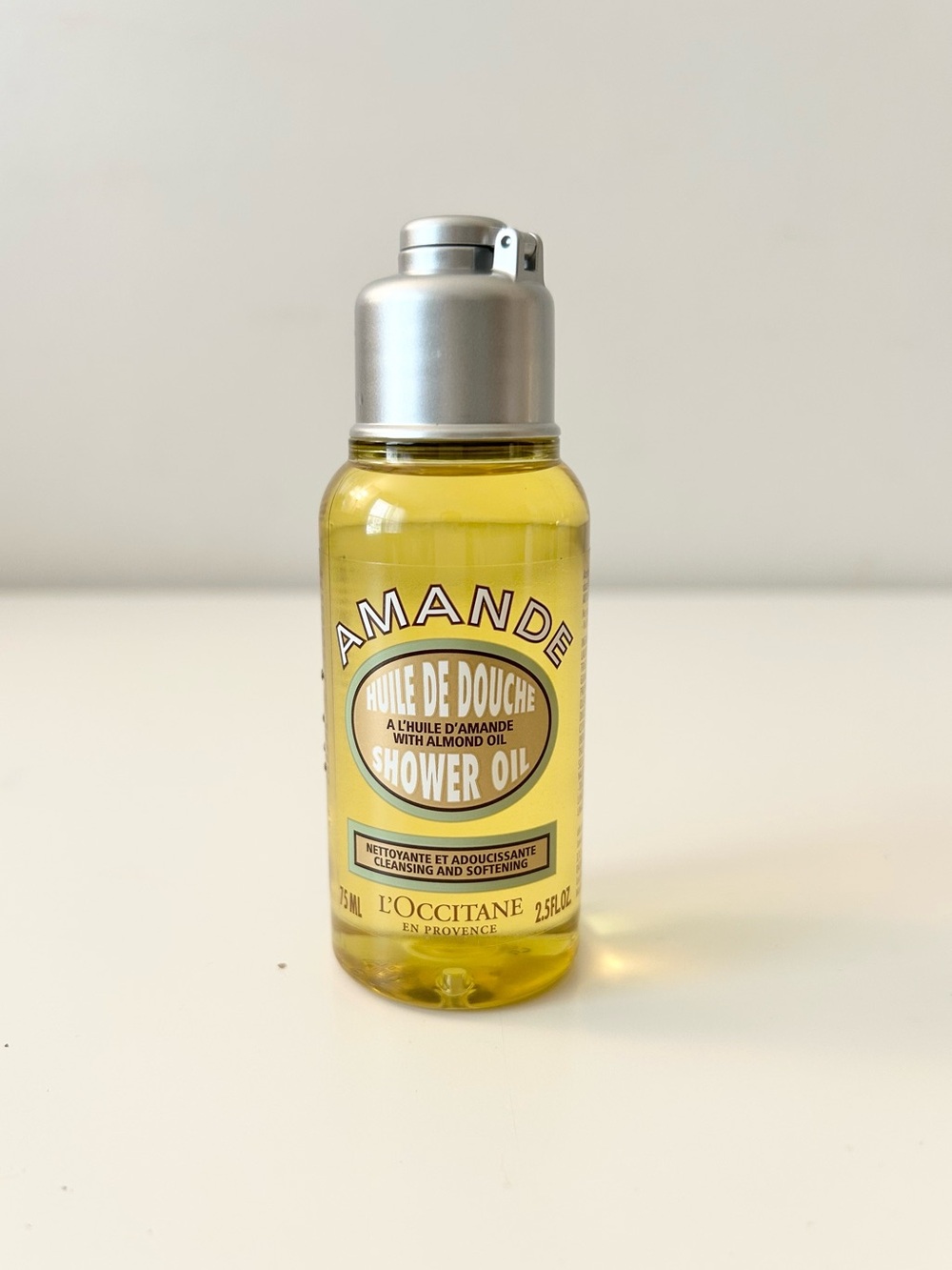 🌸L'OCCITANE Shower Oil Deluxe Mini 75 mL